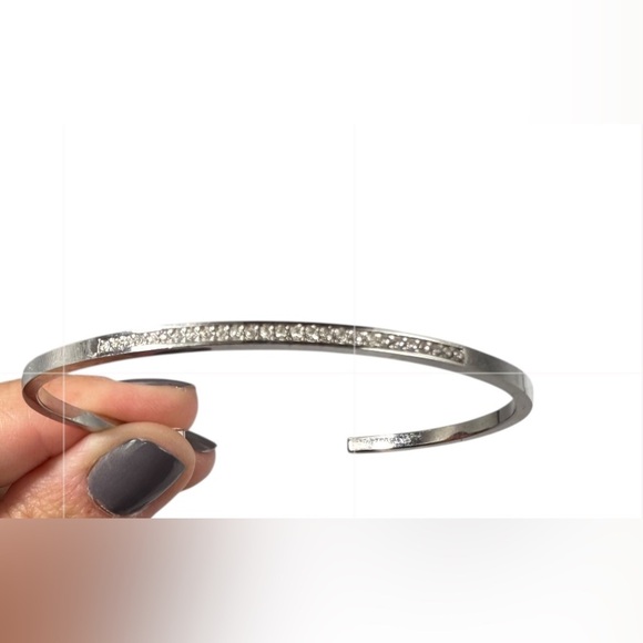 Michael Kors rhinestone silver thin cuff Bracelet - Picture 1 of 4